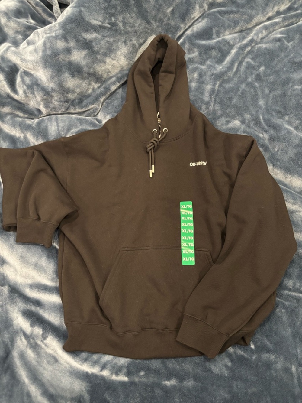 XL Off-White Black Hoodie